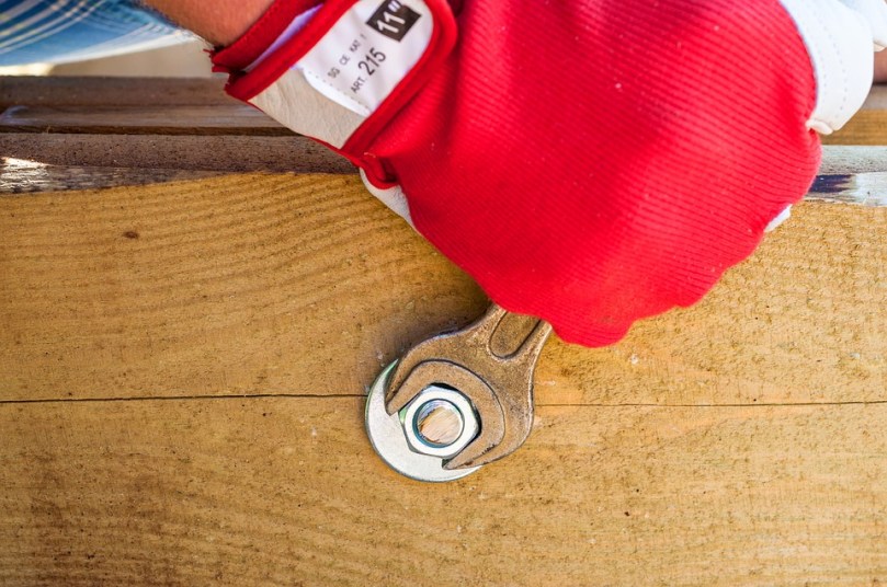 hand-1744958_960_720